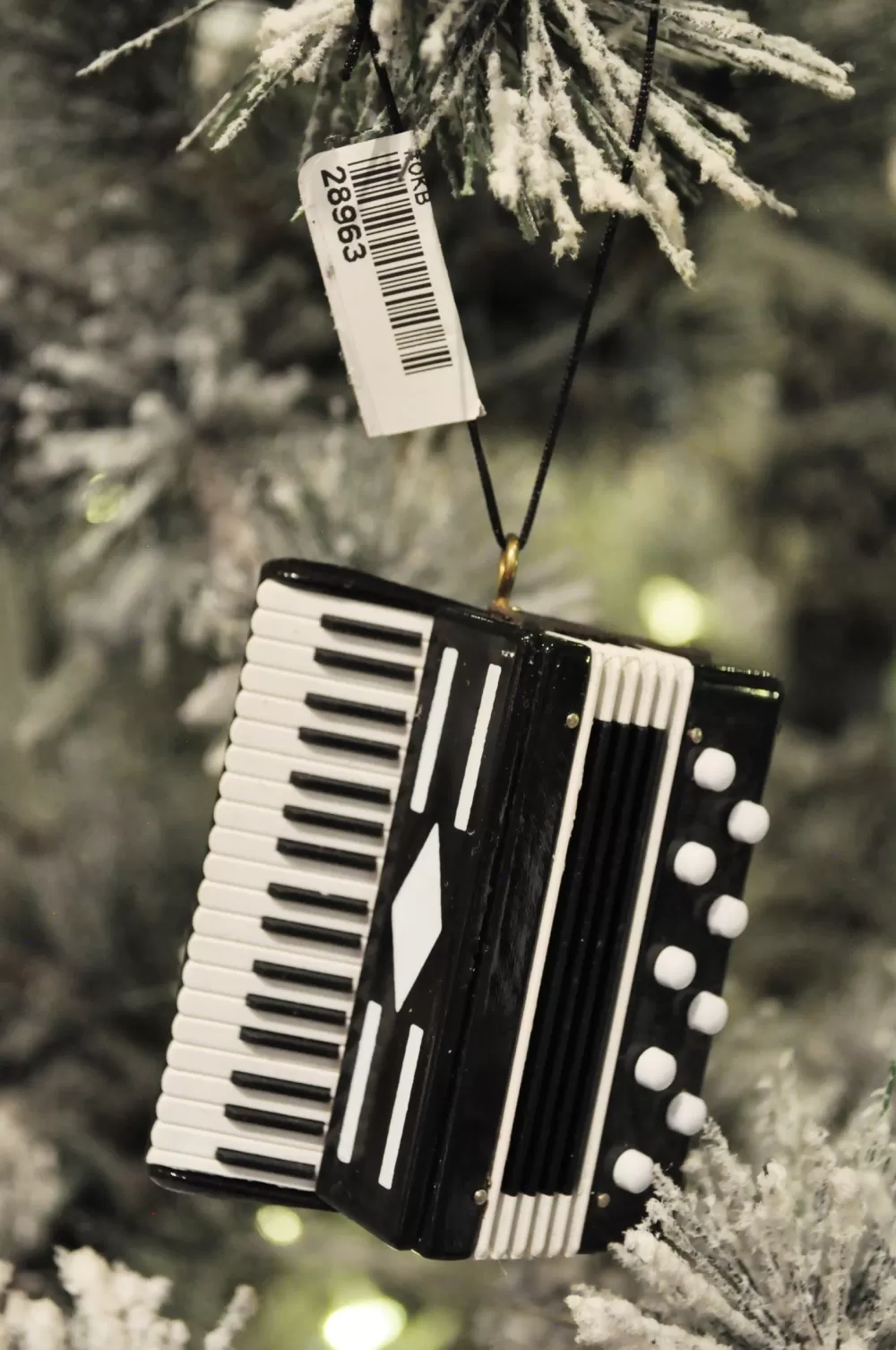 The Spirit of Christmas Music Instruments>Accordion Ornament