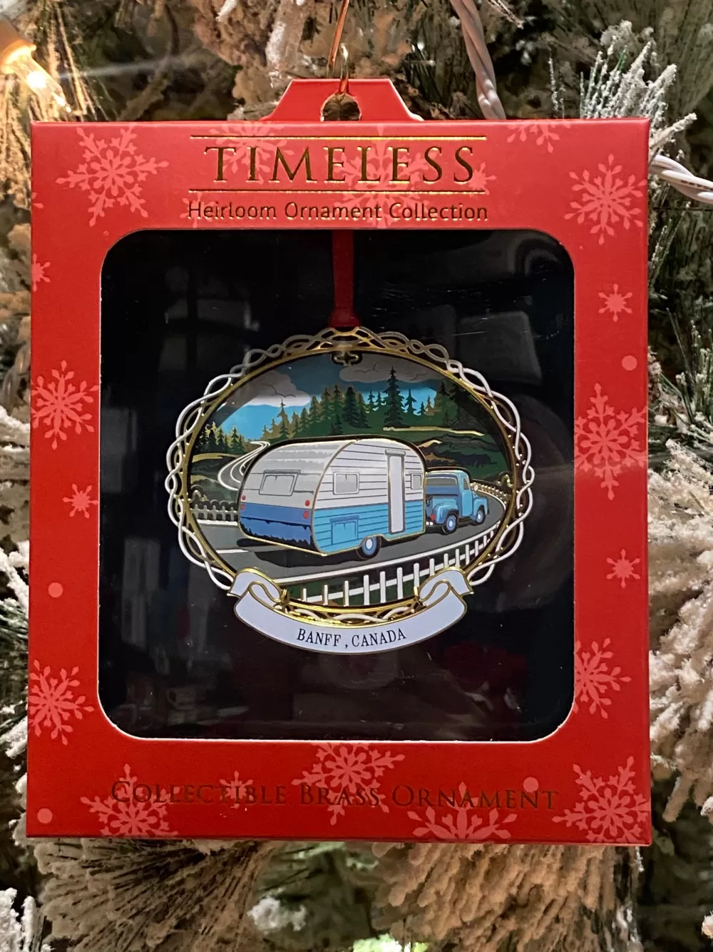 The Spirit of Christmas Banff And Canadiana>Banff Trailer Ornament