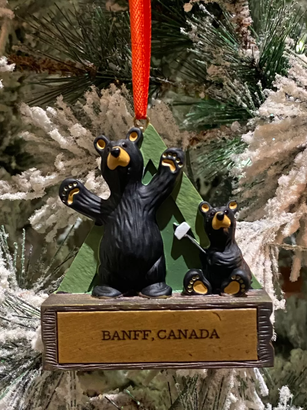 The Spirit of Christmas Banff And Canadiana | Bears>Bear Tent Campers