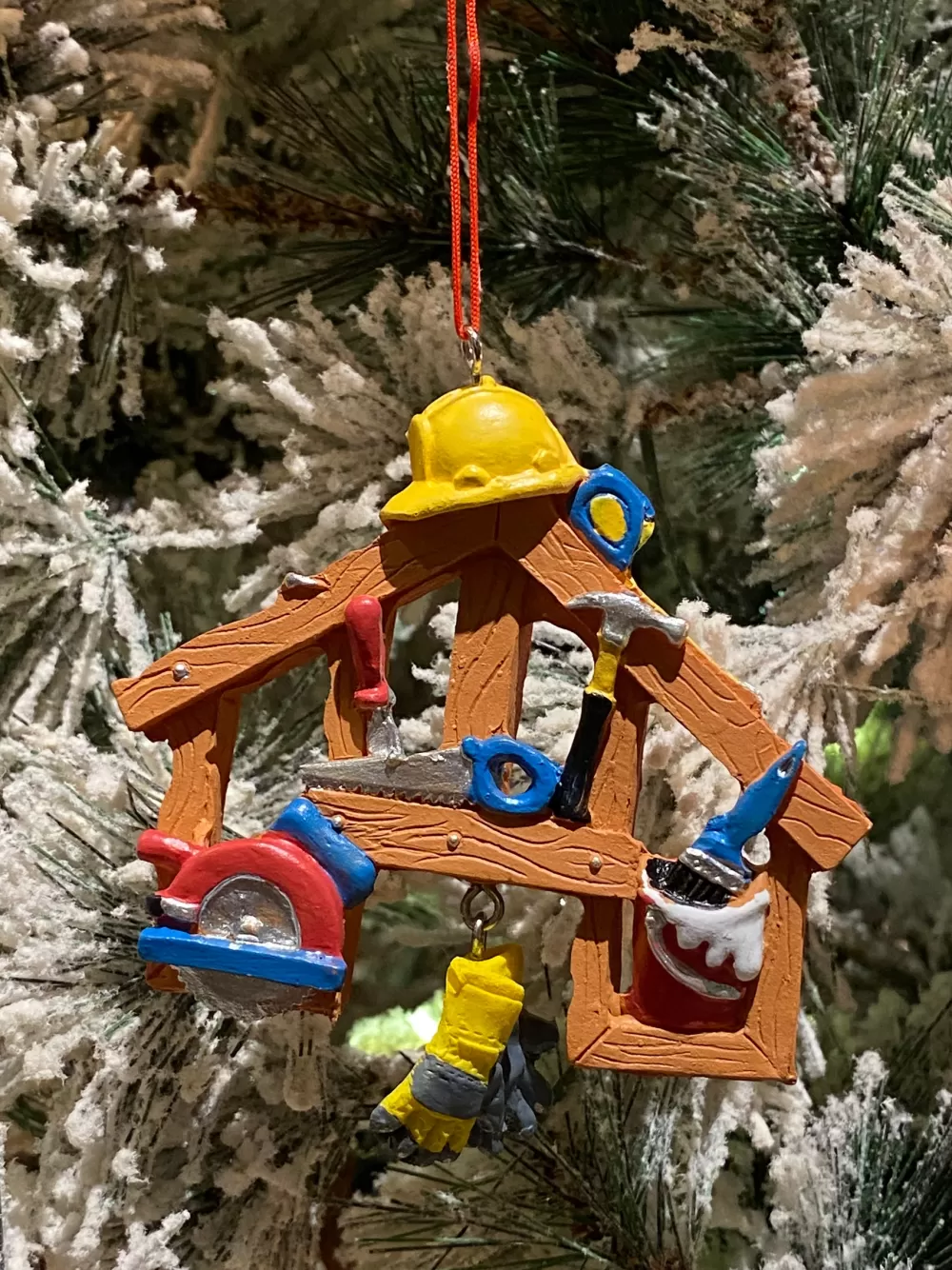 The Spirit of Christmas Occupations And Hobbies>Construction Tools