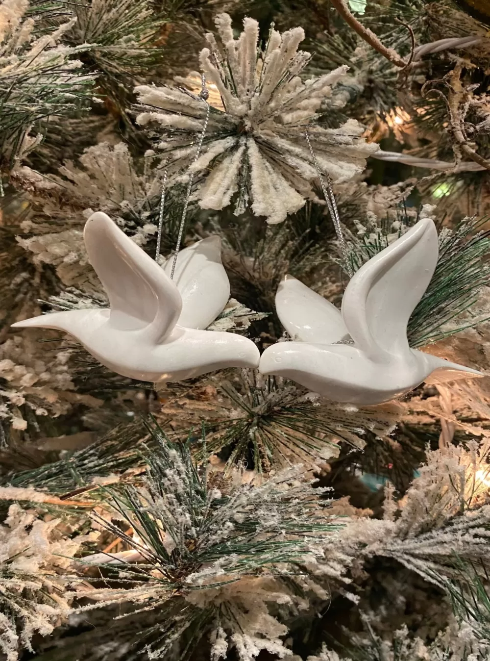 The Spirit of Christmas Owls And Birds>Friendship Doves