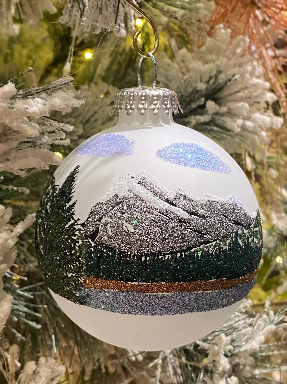 The Spirit of Christmas Banff And Canadiana>Mt Rundle Glass Ball