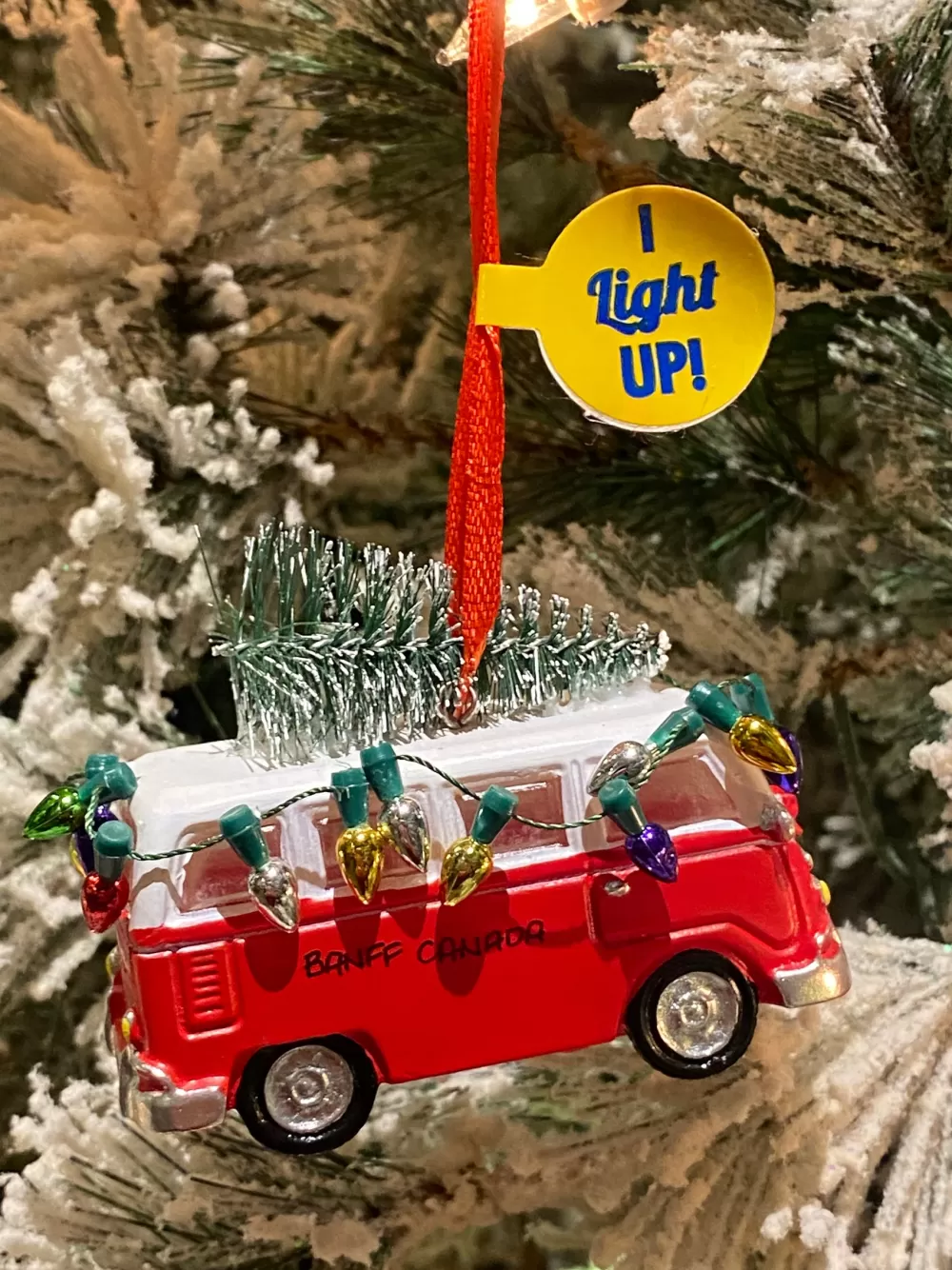 The Spirit of Christmas Banff And Canadiana>Van With Tree Ornament